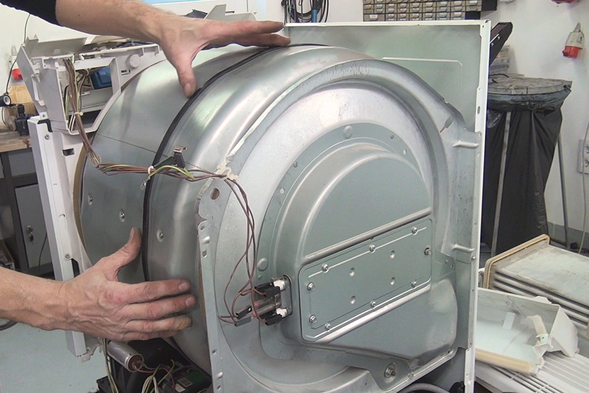 WhirlpoolTrockner dreht sich nicht mehr Teil 1 Anleitung diybook.ch