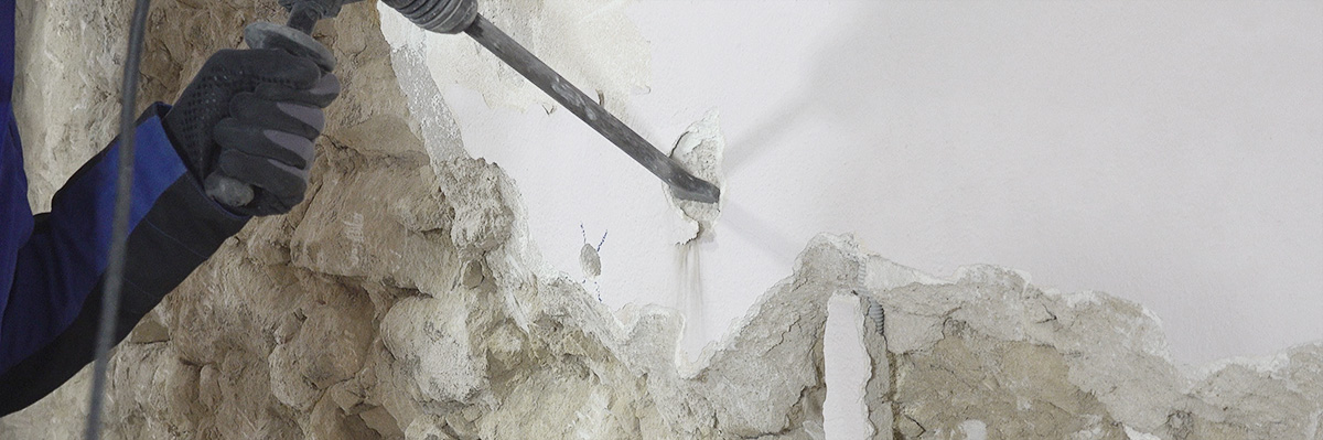 Feuchte Wände sanieren - Ratgeber @ diybook.ch