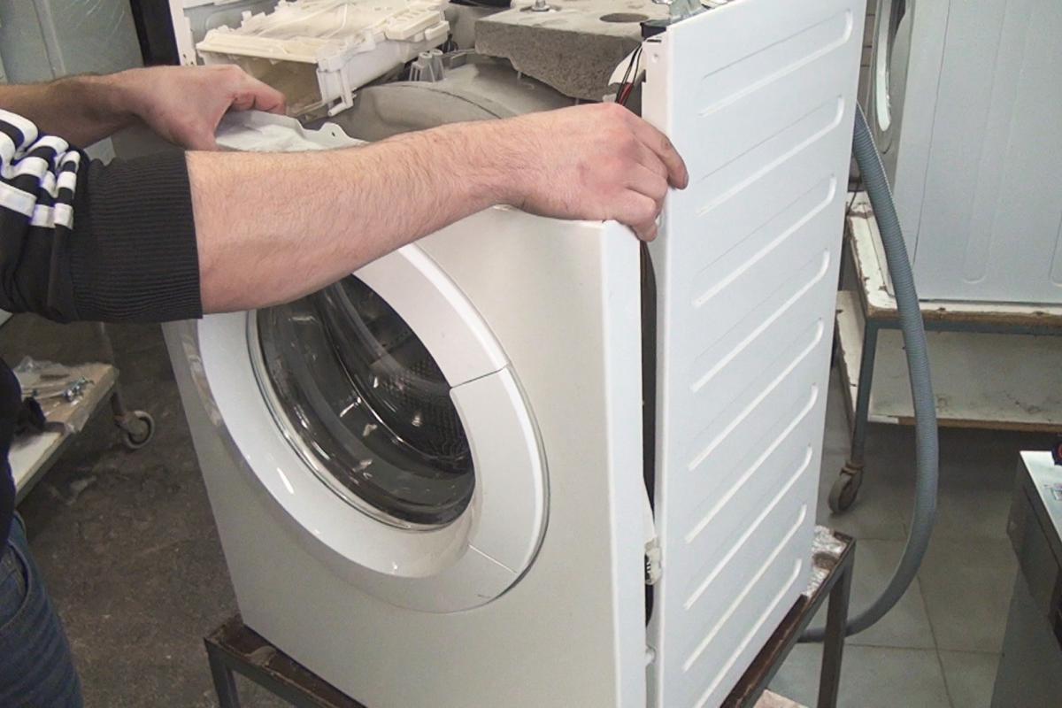 AEG Waschmaschine reparieren - Frontblende zerlegen. Reparatur