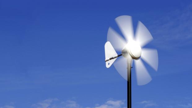 Drehender Windgenerator unproblematisch für Vögel