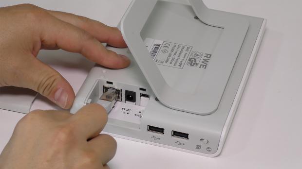 LAN-Kabel mit der Zentrale verbinden