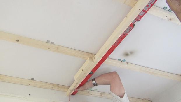 Decke abhängen - Holzkonstruktion herstellen - Anleitung & Tipps vom