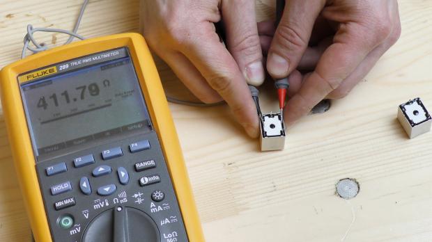 Spulenwiderstand mit dem Multimeter testen