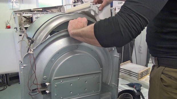 Whirlpool-Trockner dreht sich nicht mehr - Teil 2 - Anleitung @ diybook.ch