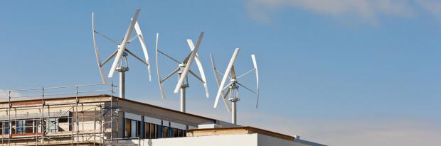 Windenergieanlagen auf Flachdach