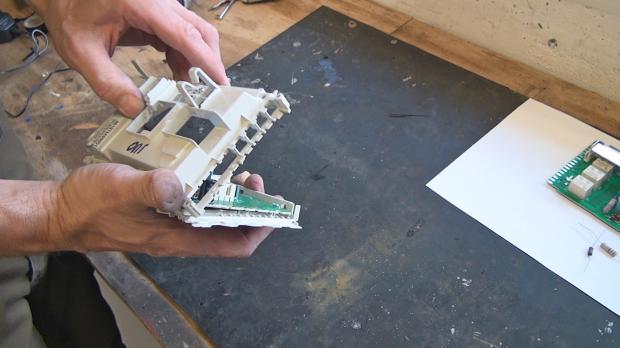 Gehäuse öffnen Gehäuse öffnen